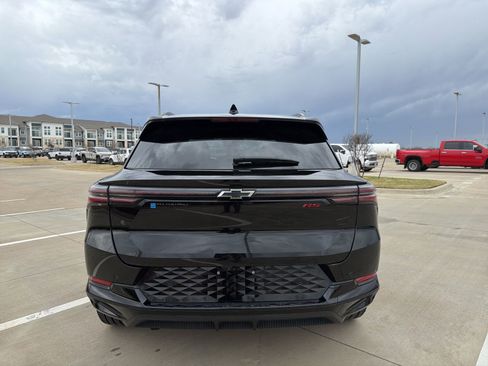 Certified 2024 Chevrolet Equinox EV RS image 6