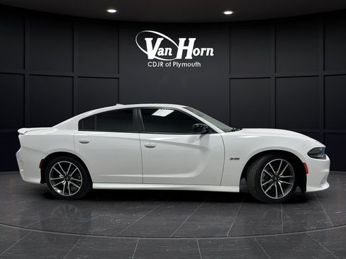 Used 2023 Dodge Charger R/T w/ Plus Group RWD image 8