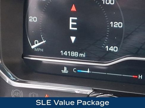 Used 2024 GMC Sierra 2500 SLE w/ SLE Value Package; image 6