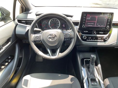 Used 2020 Toyota Corolla SE FWD image 9