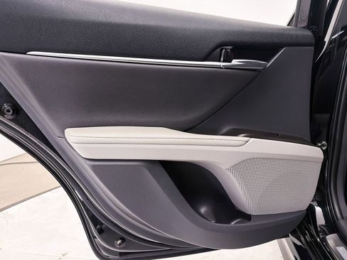 Used 2021 Toyota Camry XSE w/ Navigation Package image 28