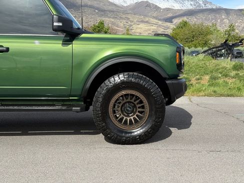 Used 2023 Ford Bronco Wildtrak AWD/4WD image 3