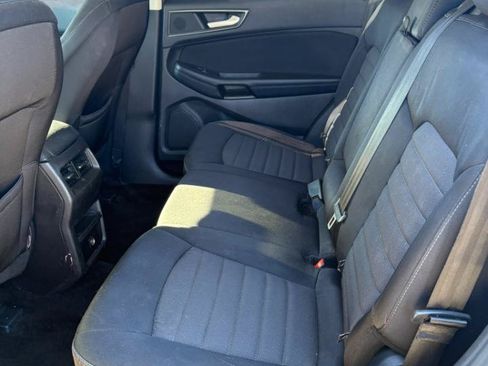 Used 2016 Ford Edge SE FWD image 26