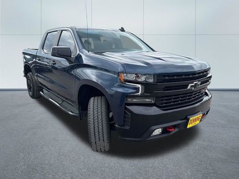 Used 2022 Chevrolet Silverado 1500 LT Trail Boss w/ Bed Protection Package AWD/4WD image 5