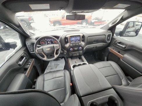 Used 2023 Chevrolet Silverado 2500 High Country w/ Z71 Off-Road Package image 27