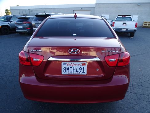 Used 2010 Hyundai Elantra GLS image 5