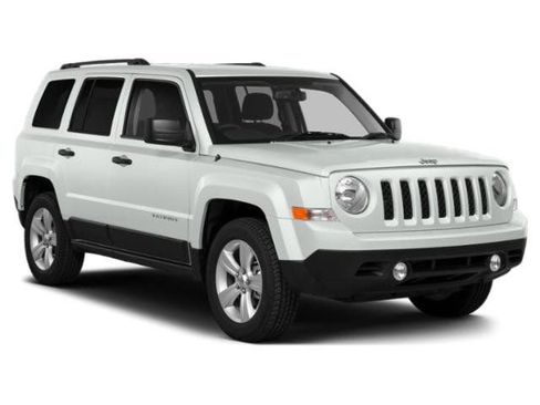 Used 2015 Jeep Patriot Sport w/ Power Value Group image 9