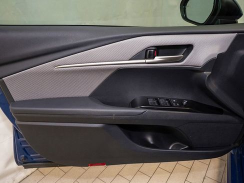 Used 2025 Toyota Camry SE w/ Multimedia Upgrade Package image 12