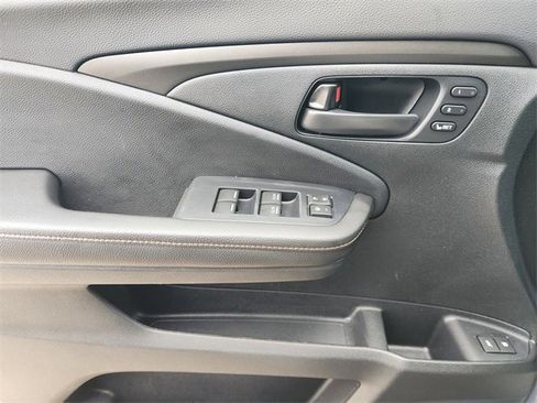 Certified 2024 Honda Passport TrailSport image 28