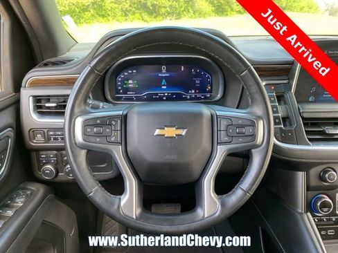 Used 2023 Chevrolet Suburban Premier AWD/4WD image 20