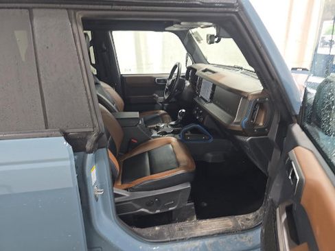 Used 2023 Ford Bronco Outer Banks AWD/4WD image 11