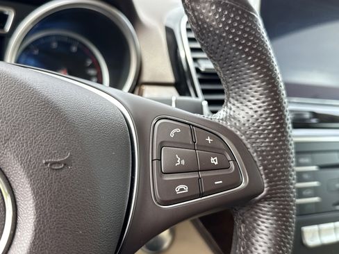 Used 2018 Mercedes-Benz GLE 350 image 21