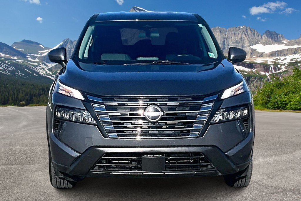 Used 2026 Nissan Rogue SV AWD/4WD image 3