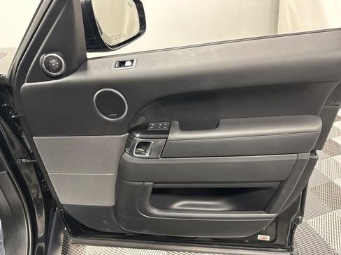 Used 2022 Land Rover Range Rover Sport HSE Dynamic image 32