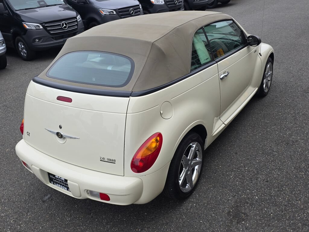 Used 2005 Chrysler PT Cruiser GT FWD image 24