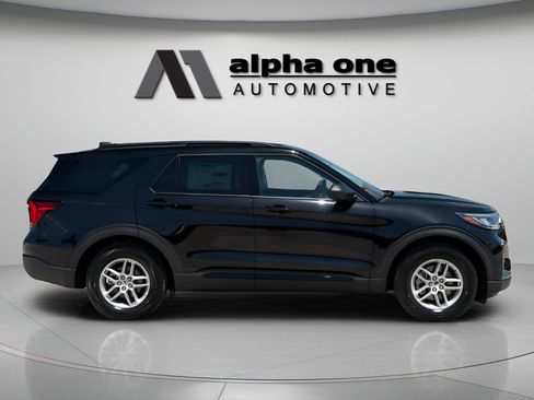 New 2026 Ford Explorer Active w/ Active Comfort Package RWD image 6