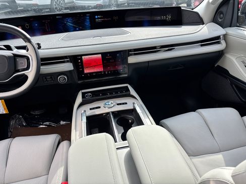 New 2026 Lincoln Navigator L Reserve AWD/4WD image 31