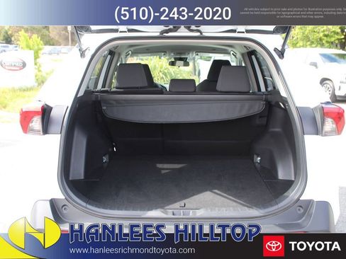 Used 2025 Toyota RAV4 XLE image 10