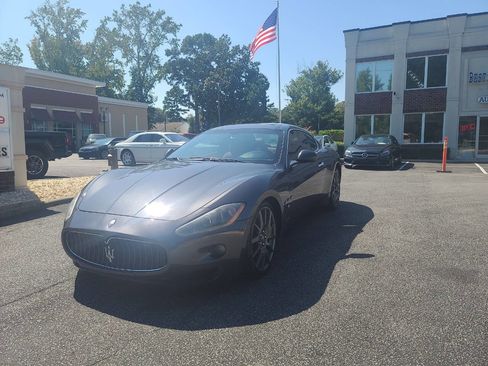Used 2010 Maserati GranTurismo Coupe image 3