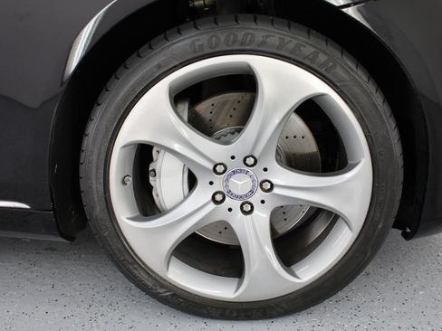 Used 2015 Mercedes-Benz S 550 Sedan image 91