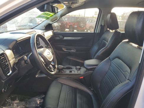 Used 2024 Ford Ranger Lariat w/ Trailer Tow Package image 9