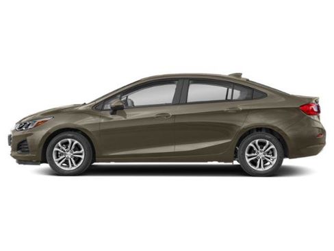 Used 2019 Chevrolet Cruze LT w/ Convenience Package FWD image 3