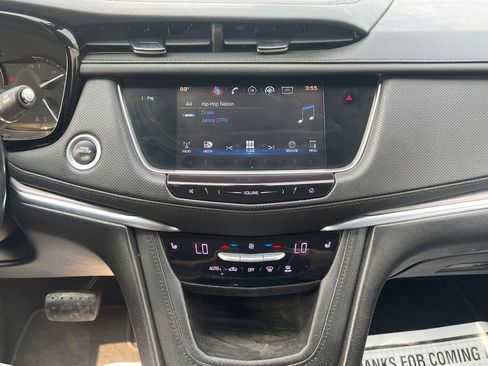 Used 2018 Cadillac XT5 Luxury FWD image 27