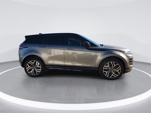 Used 2020 Land Rover Range Rover Evoque R-Dynamic SE image 9