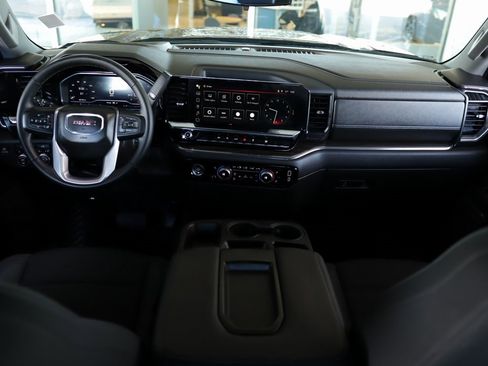 Used 2024 GMC Sierra 1500 Elevation image 21
