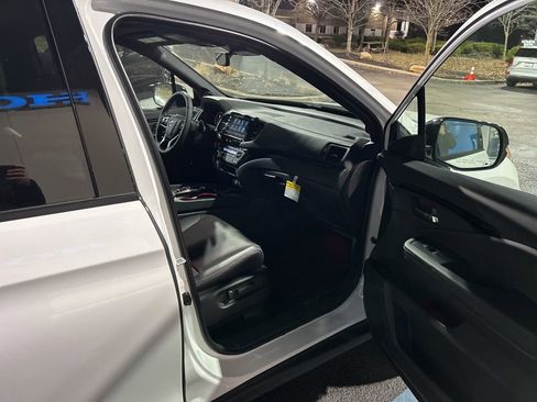 New 2026 Honda Ridgeline Black Edition image 35