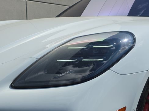 Certified 2025 Porsche Panamera Turbo AWD/4WD image 12