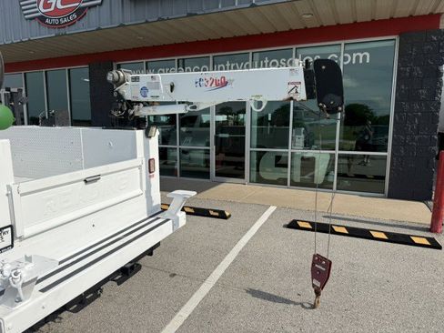Used 2018 RAM 3500 Tradesman w/ Chrome Appearance Group AWD/4WD image 17