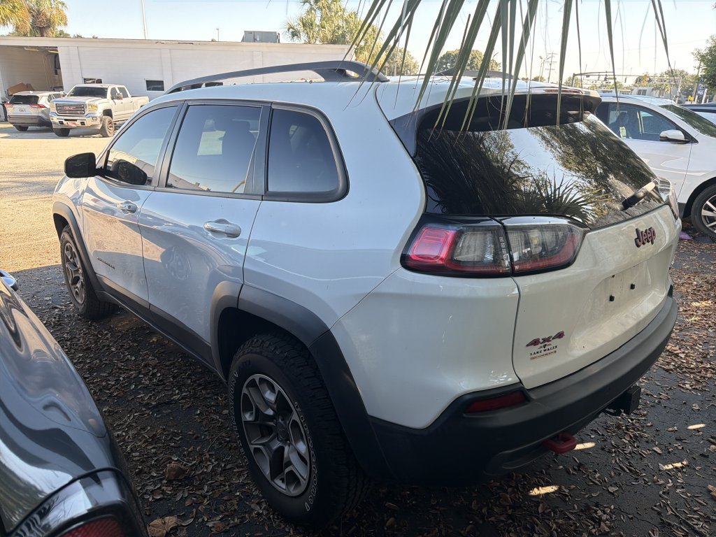 Used 2021 Jeep Cherokee Trailhawk w/ Premium Leather Package AWD/4WD image 7