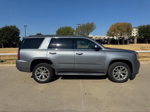 Used 2019 GMC Yukon SLT RWD image 3