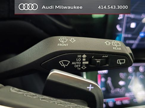 Used 2024 Audi Q8 e-tron Prestige w/ Prestige Package AWD/4WD image 40