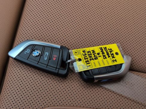 Used 2023 BMW i4 eDrive40 w/ M Sport Package RWD image 33