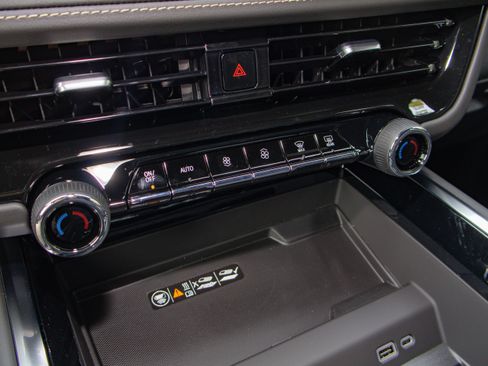 New 2026 Chevrolet Tahoe Premier w/ Sun And Tow Package image 20