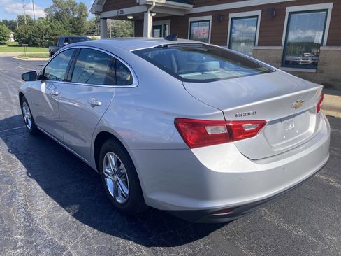 Used 2020 Chevrolet Malibu LS w/ Driver Confidence Package II image 6