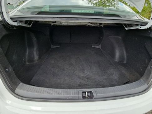 Used 2023 Toyota Corolla LE FWD image 24