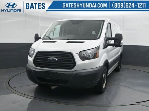 Used 2018 Ford Transit 150 130 Low Roof RWD image 6