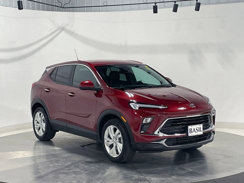 Used 2024 Buick Encore GX Preferred FWD image 38