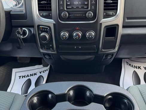 Used 2017 RAM 1500 Classic SLT AWD/4WD image 12