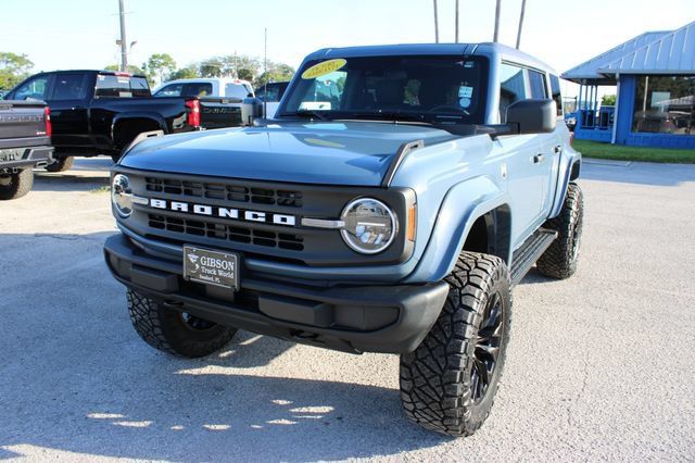 Used 2025 Ford Bronco Big Bend AWD/4WD image 3