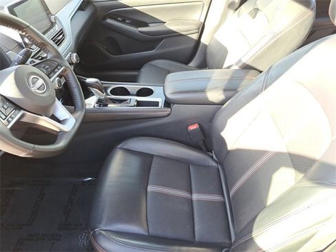 Used 2024 Nissan Altima 2.5 SR image 22