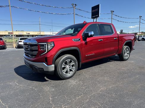 New 2026 GMC Sierra 1500 SLT image 8