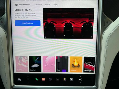 Used 2017 Tesla Model X 100D AWD/4WD image 33