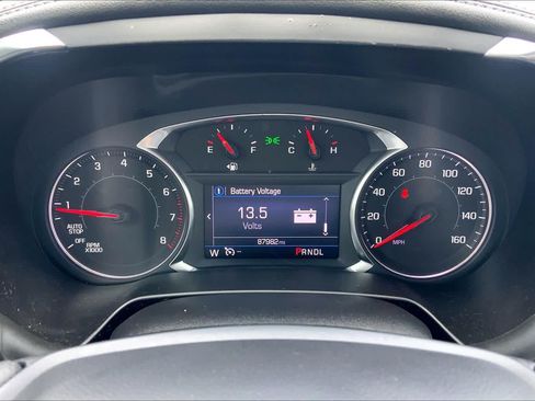 Used 2022 Chevrolet Blazer LT FWD image 25