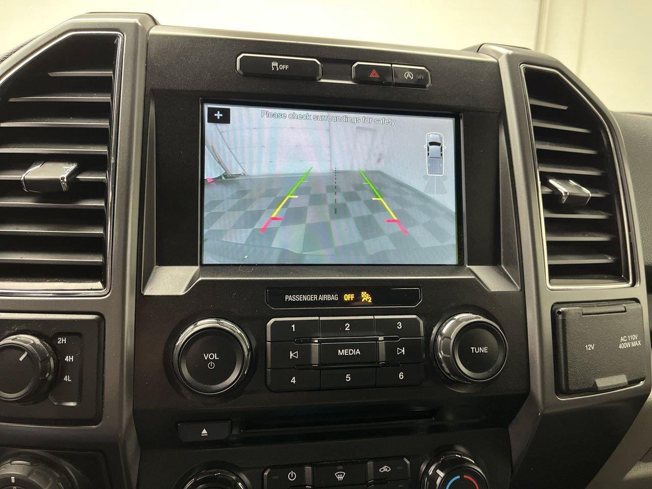 Used 2018 Ford F150 XLT w/ Equipment Group 302A Luxury AWD/4WD image 6