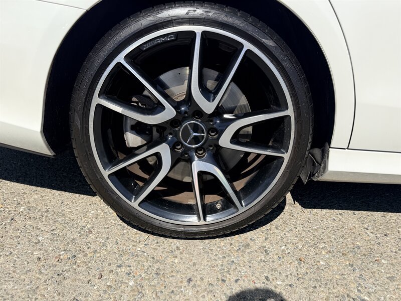 Used 2018 Mercedes-Benz E 43 AMG 4MATIC Sedan image 33