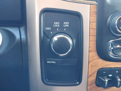 Used 2018 RAM 3500 Laramie Longhorn image 21